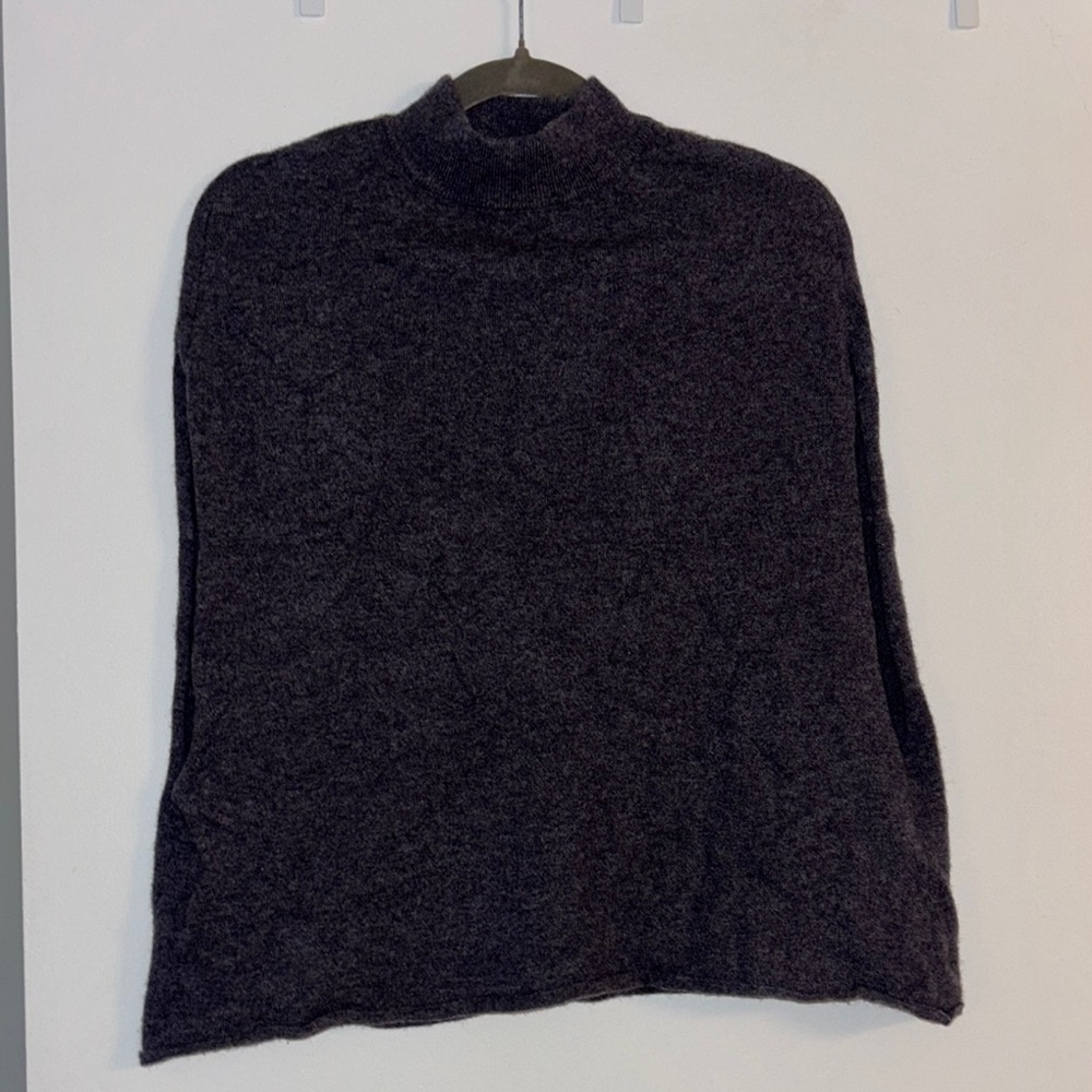 Cashmere mock neck top